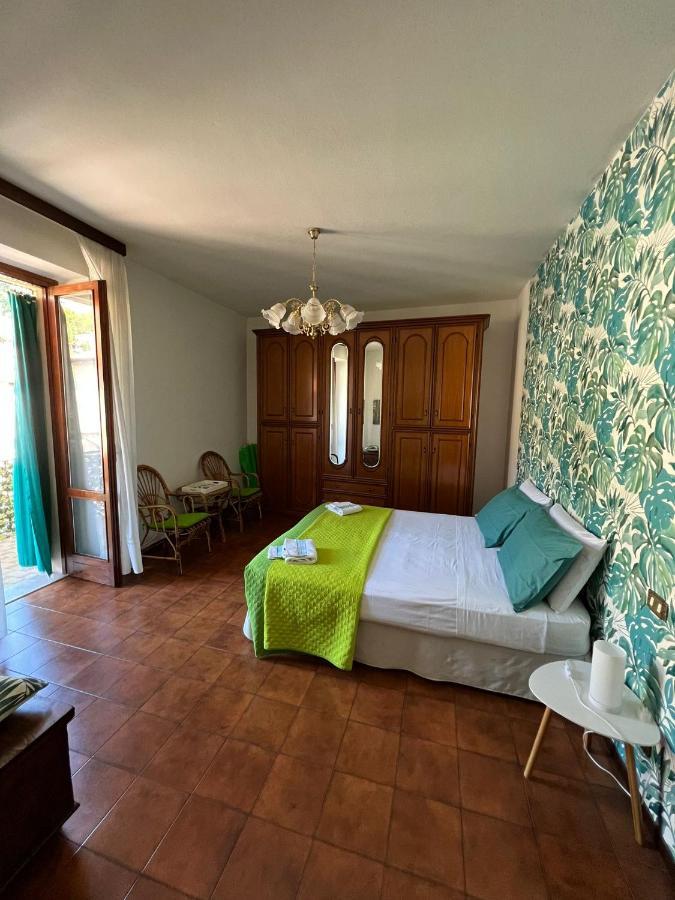 Casa Caterina 2 Storey House, With A Mountain View Toscolano-Maderno Esterno foto