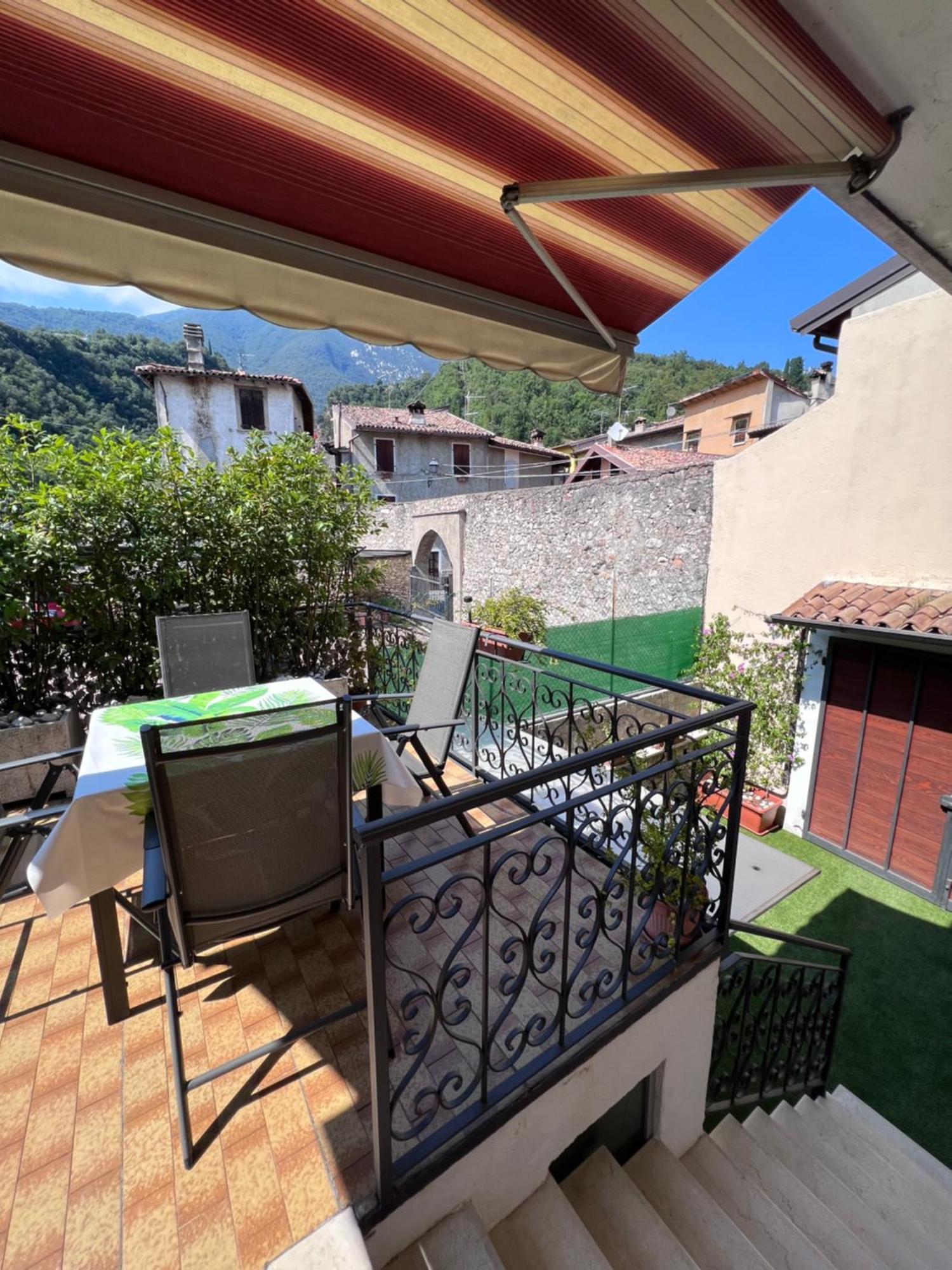 Casa Caterina 2 Storey House, With A Mountain View Toscolano-Maderno Esterno foto