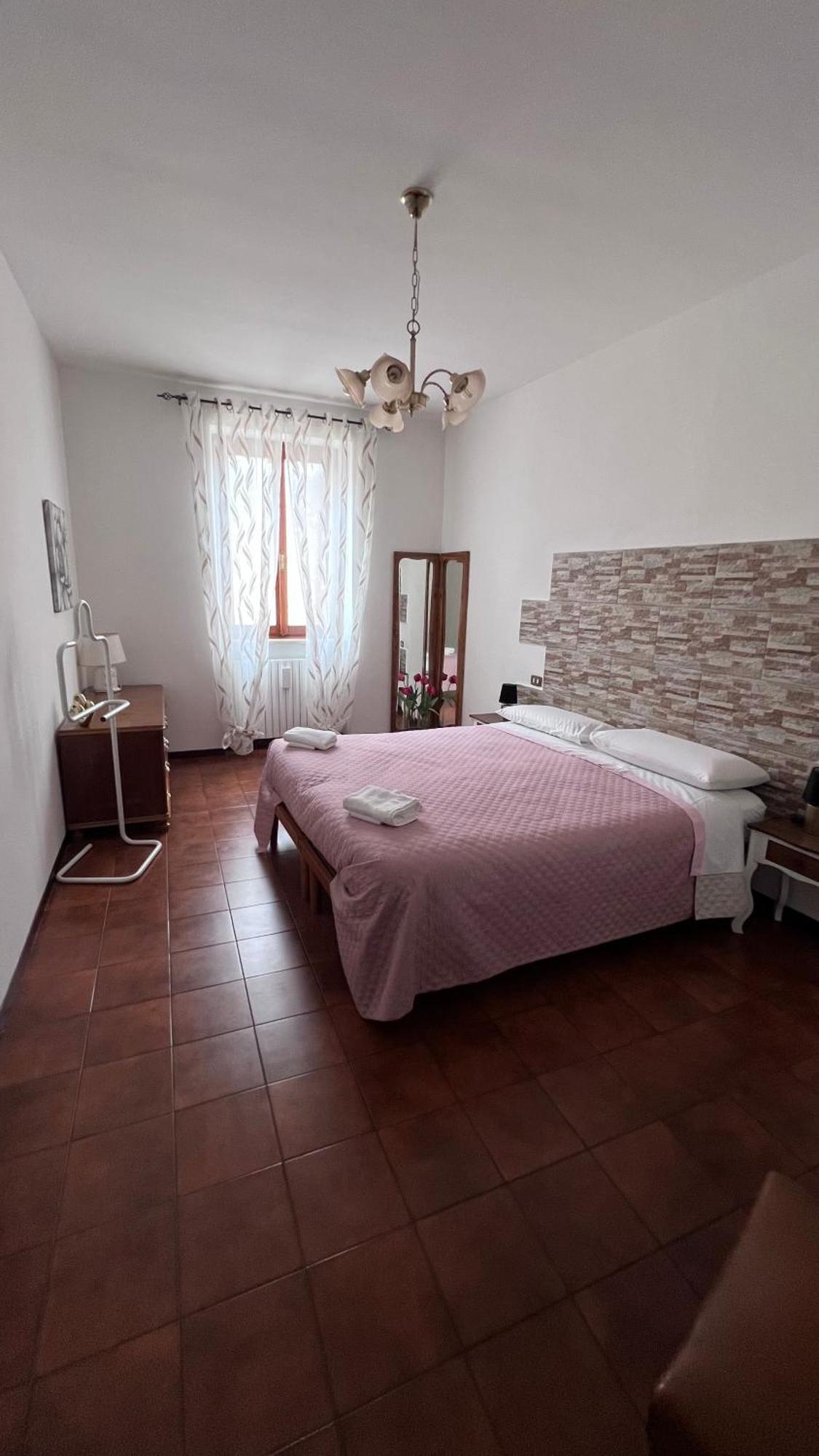 Casa Caterina 2 Storey House, With A Mountain View Toscolano-Maderno Esterno foto
